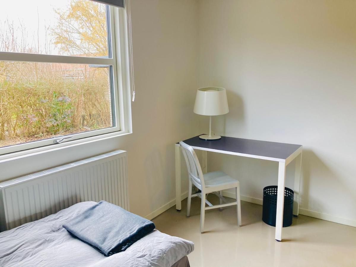 Villa Med Private Vaerelser Delt Badevaerelse/Kokken, Viby Sj. Extérieur photo